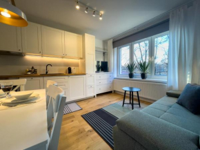 URBAN APARTMENTS Studio No 4A, FREE PRIVATE PARKING, Self CHECK-IN